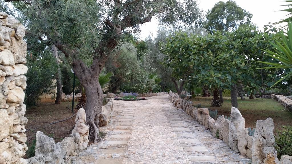 Agriturismo Tenuta La Siesta Gallipoli Bagian luar foto