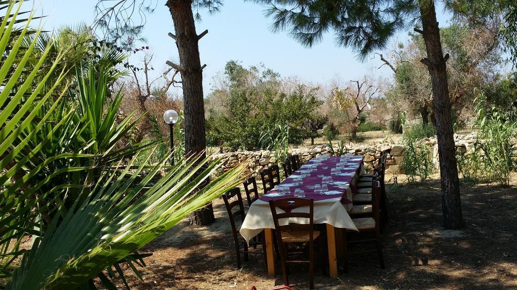 Agriturismo Tenuta La Siesta Gallipoli Bagian luar foto